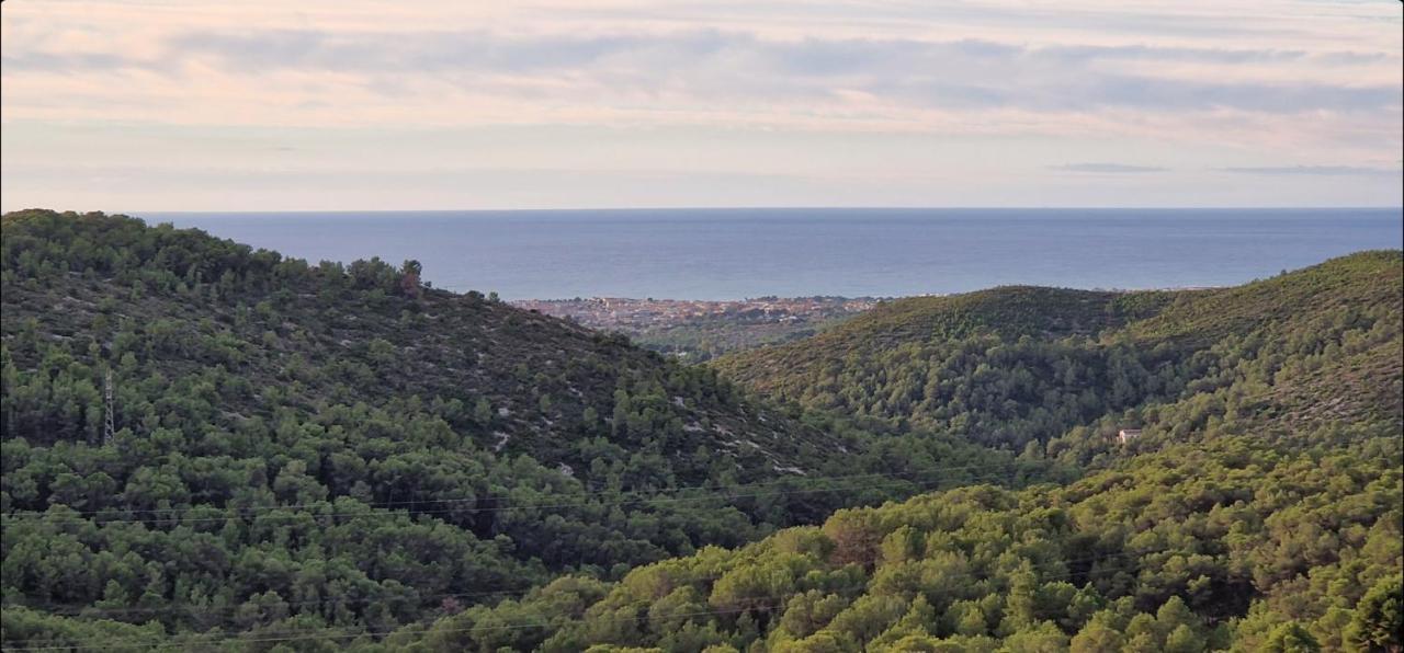 Villa Contenta Canyelles كانييلس المظهر الخارجي الصورة